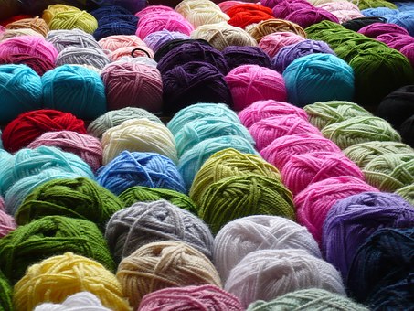 pelotes de laine multicolor